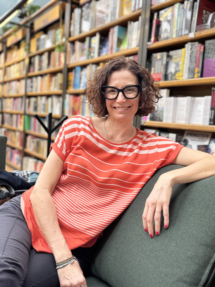 La catedràtica d’Història Contemporània Ivana Frasquet assumeix la direcció de Publicacions de la Universitat de València