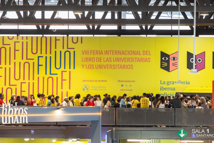 Més de 40.000 persones assisteixen a la vuitena edició de FILUNI a Mèxic amb la Universitat de València com a convidada d’honor 